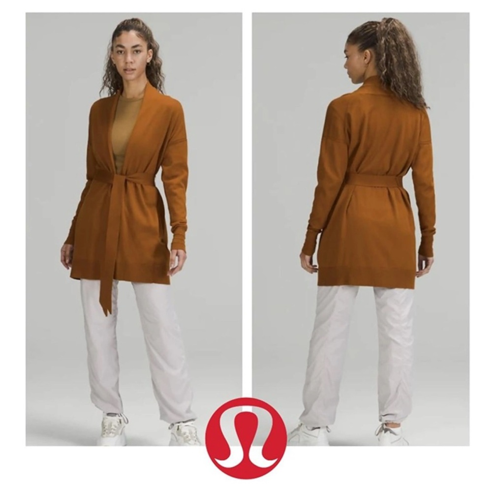 NWOT Lululemon cardigan